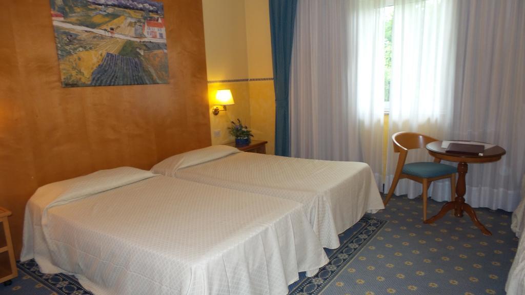 Hotel Al Ponte Gradisca dʼIsonzo Esterno foto